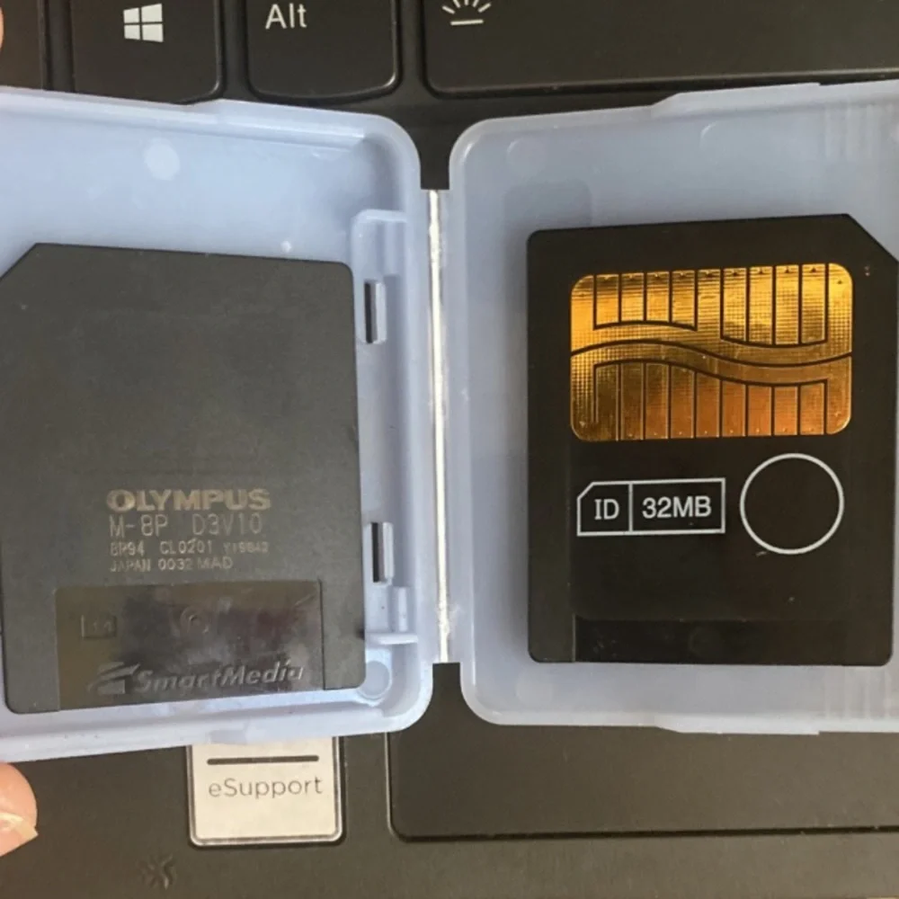 32mb & 8mb Olympus SmartMedia Card